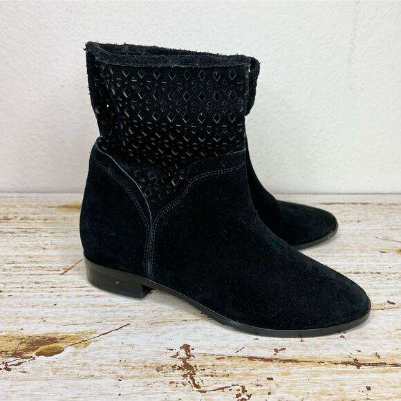 Micheal Kors Leather Perforated Sunny Flat Ankle Boots Black 5M - Picture 5 of 11
